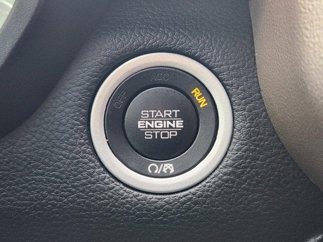 Used 2020 RAM 1500 Laramie w/ Sport Appearance Package image 19