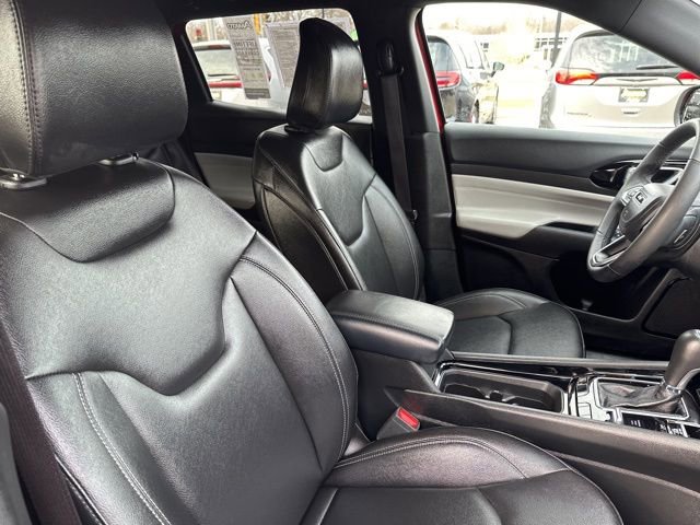 Used 2025 Jeep Compass Limited image 13