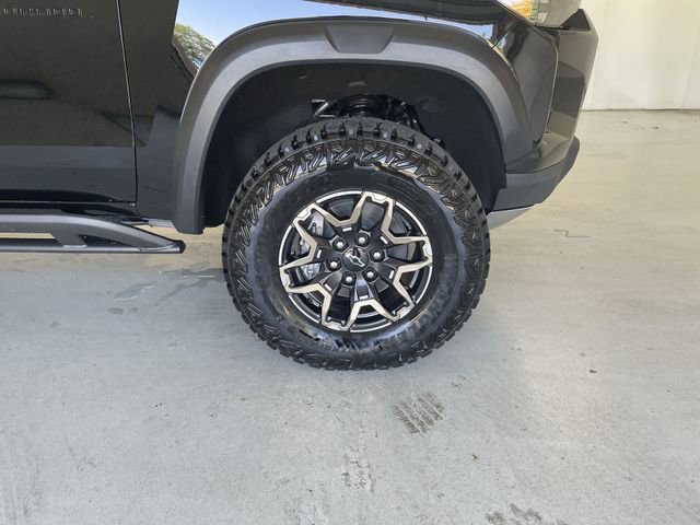 New 2026 Chevrolet Colorado ZR2 w/ Technology Package image 17