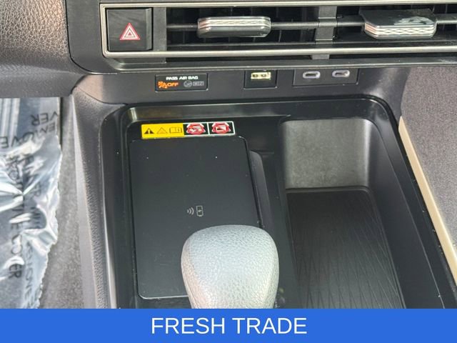 Used 2025 Toyota Camry LE image 19