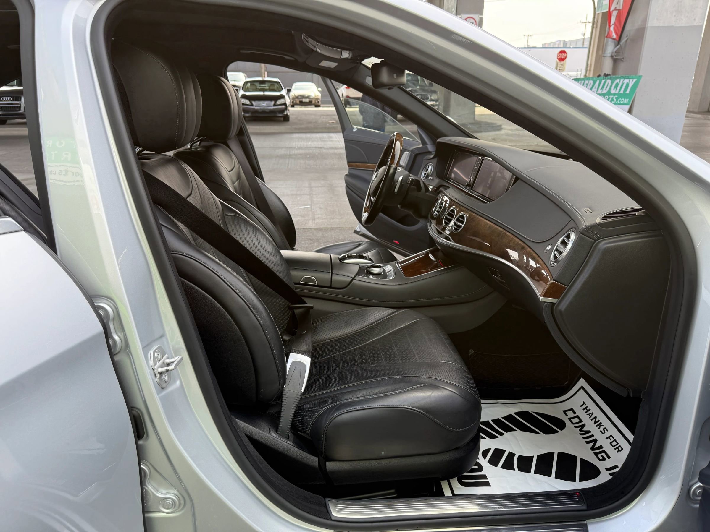 Used 2015 Mercedes-Benz S 550 4MATIC Sedan image 22