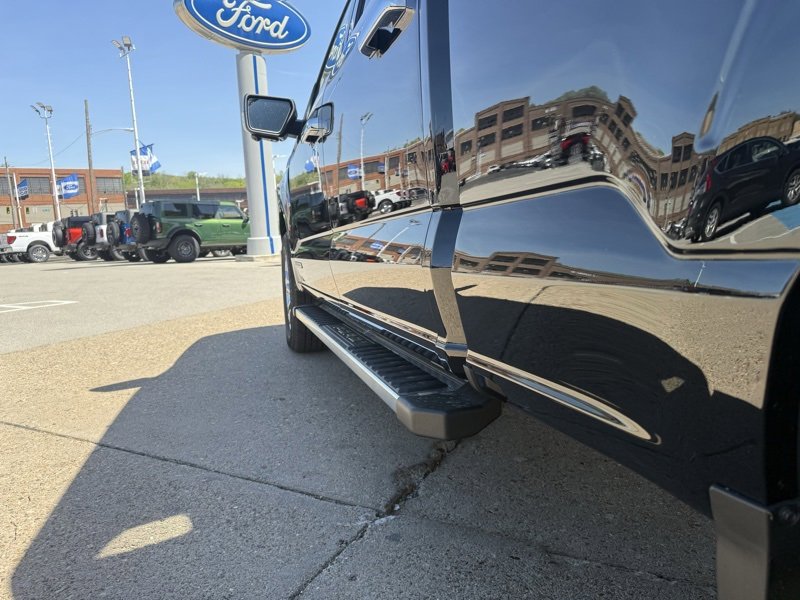 New 2025 Ford F150 Lariat w/ Equipment Group 501A Mid image 11