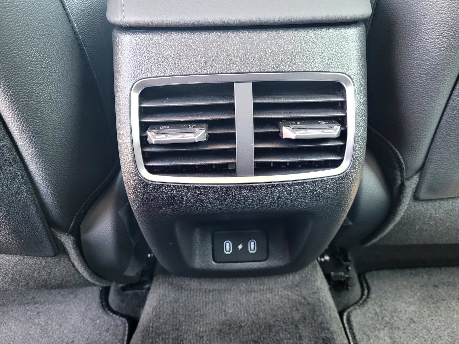 New 2026 Hyundai Sonata Limited FWD image 14