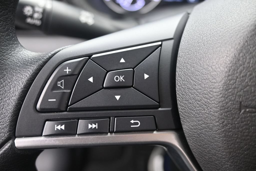 Used 2024 Nissan Sentra SV FWD image 16