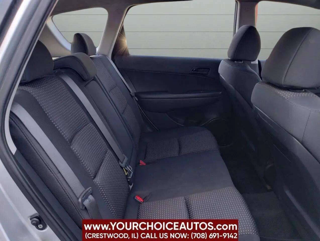 Used 2012 Hyundai Elantra GLS FWD image 28
