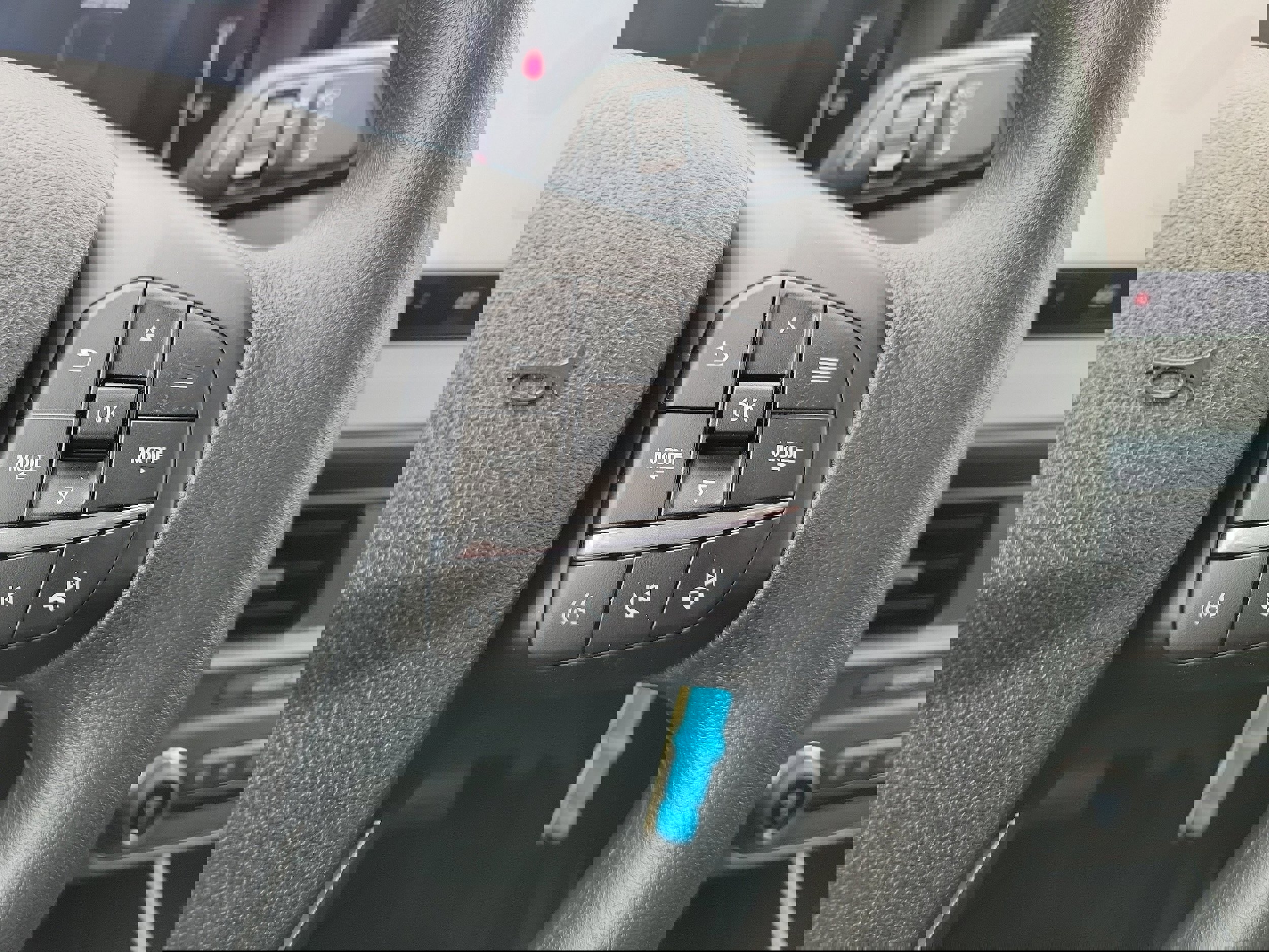 New 2025 Ford Maverick XL image 21