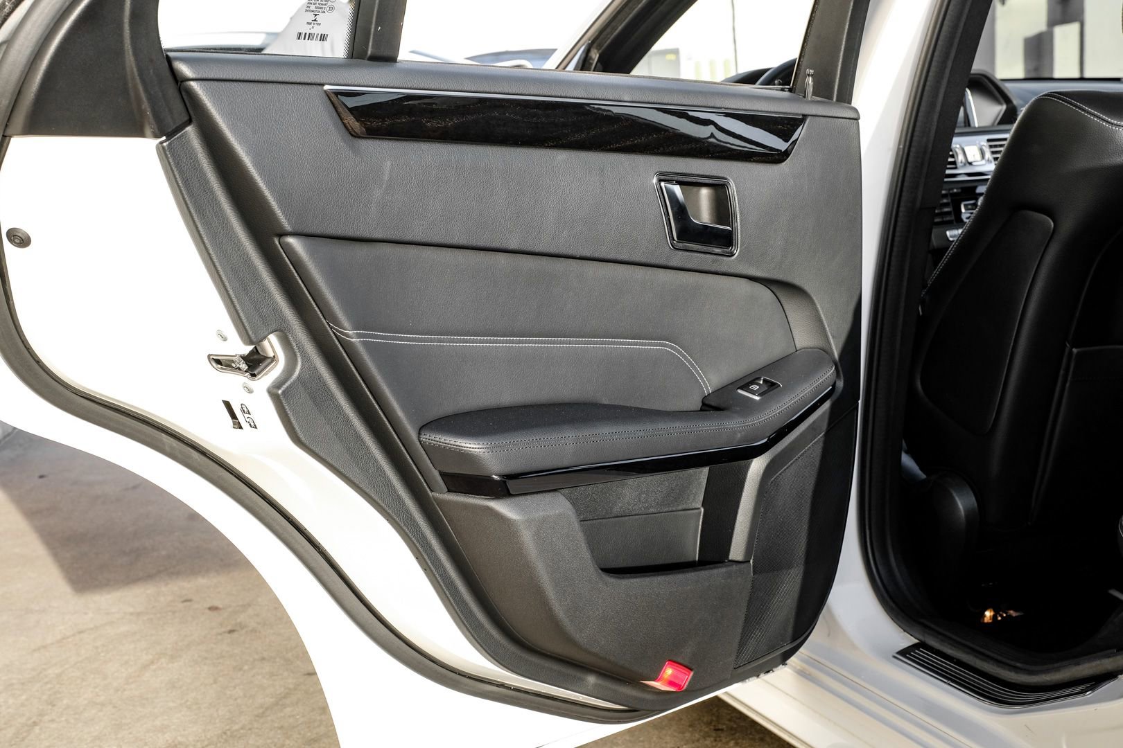 Used 2014 Mercedes-Benz E 350 Sedan w/ Premium 1 Package image 40