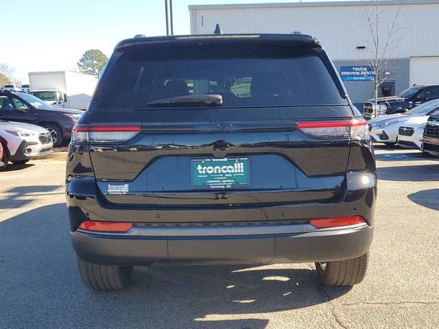 New 2026 Jeep Grand Cherokee Limited w/ Limited Altitude Package RWD image 5