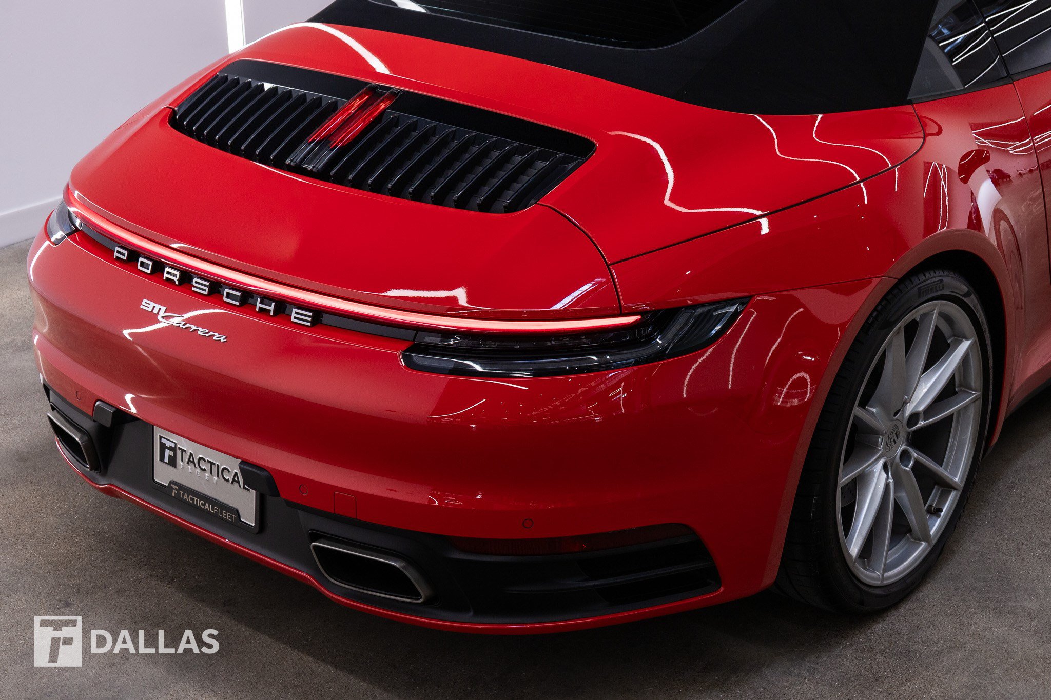 Used 2022 Porsche 911 Carrera RWD image 12