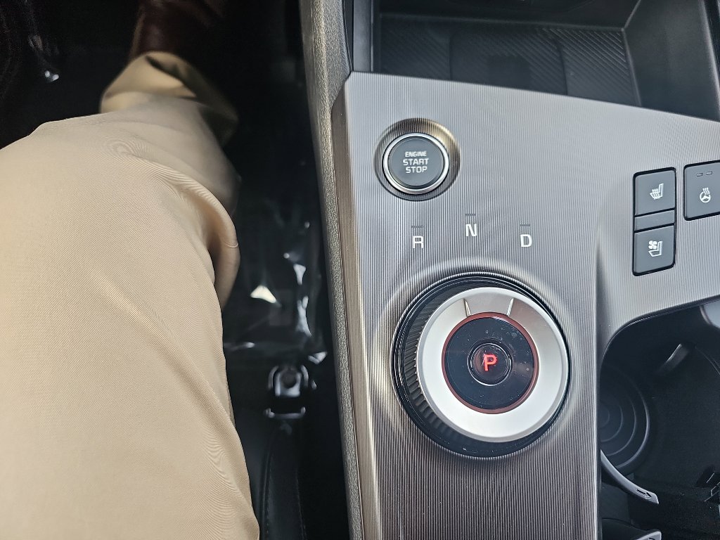 New 2026 Kia Sportage SX Prestige image 17