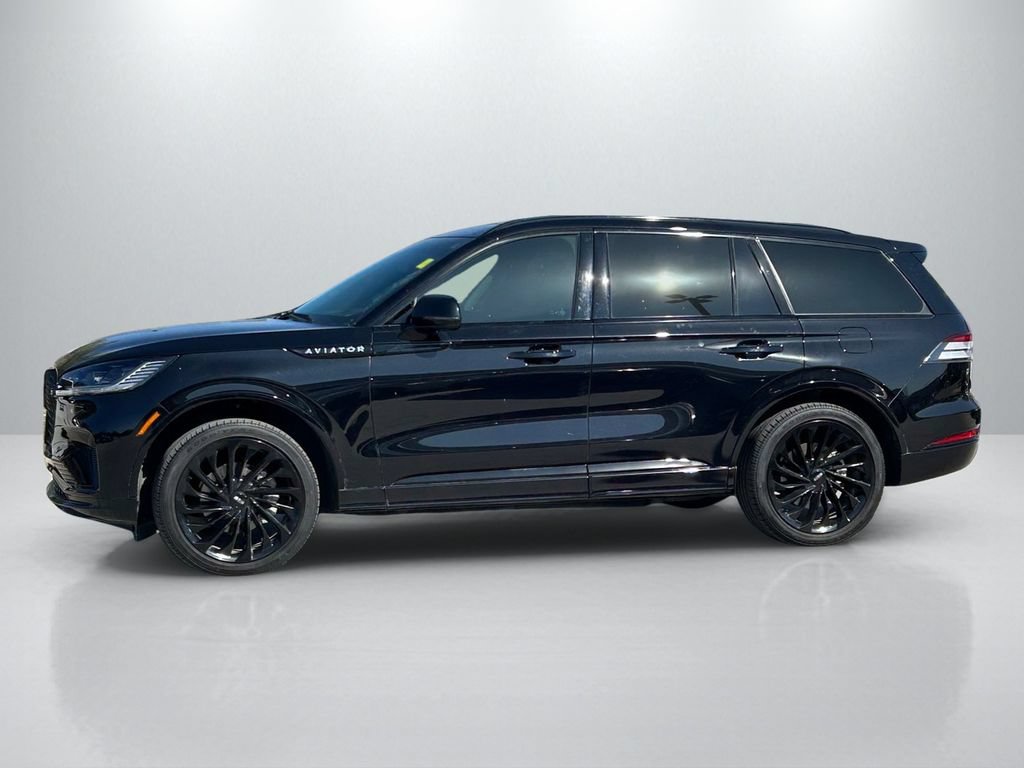 Used 2025 Lincoln Aviator Reserve w/ Jet Appearance Package AWD/4WD image 8