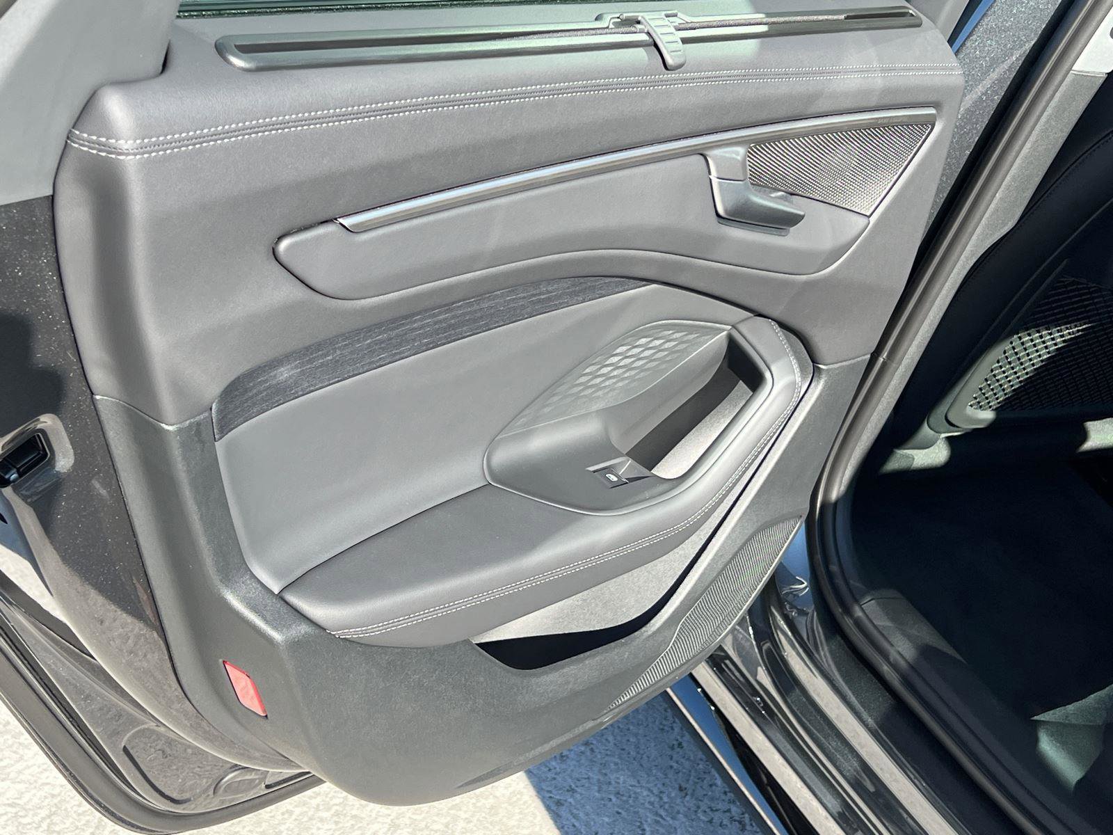 New 2026 Audi A6 Premium Plus AWD/4WD image 15