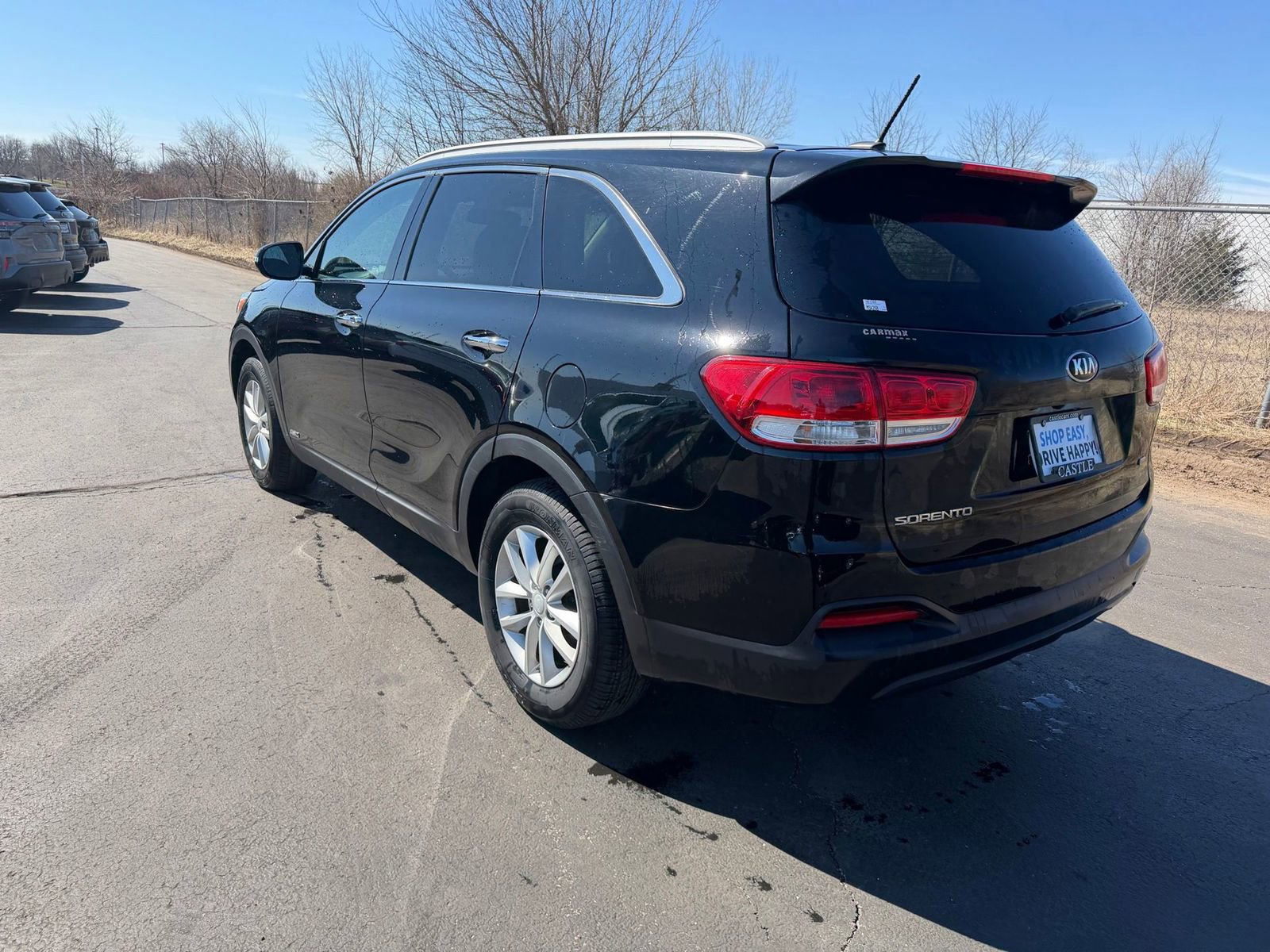 Used 2017 Kia Sorento LX image 9