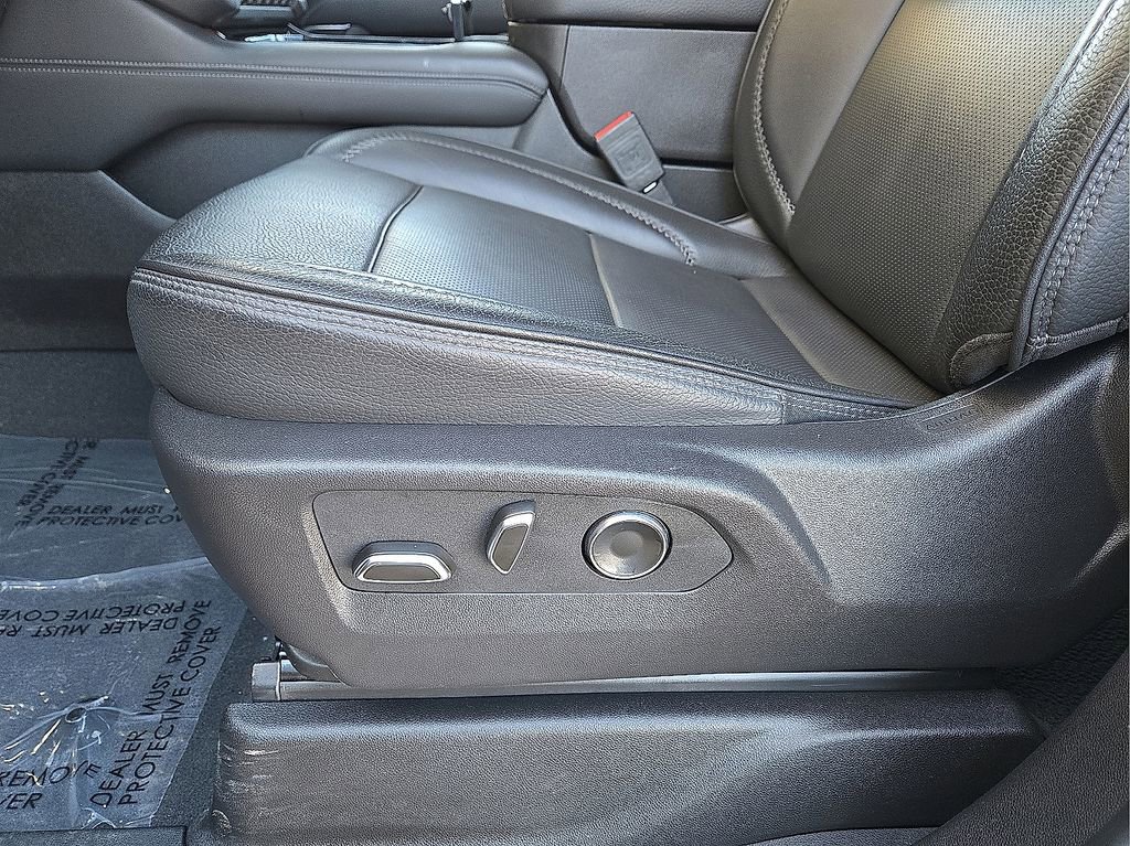 Used 2025 GMC Yukon Denali image 26