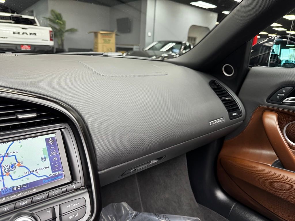 Used 2011 Audi R8 V10 image 27