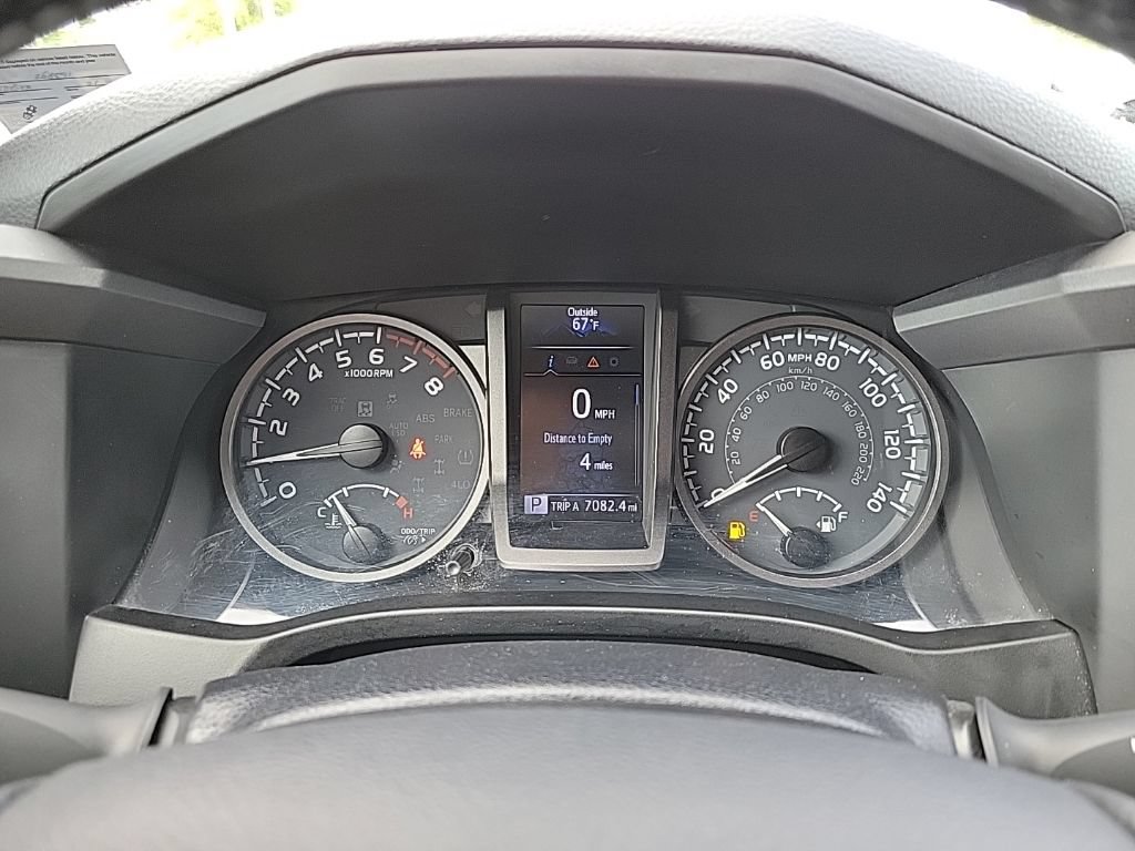 Used 2021 Toyota Tacoma TRD Off-Road AWD/4WD image 28