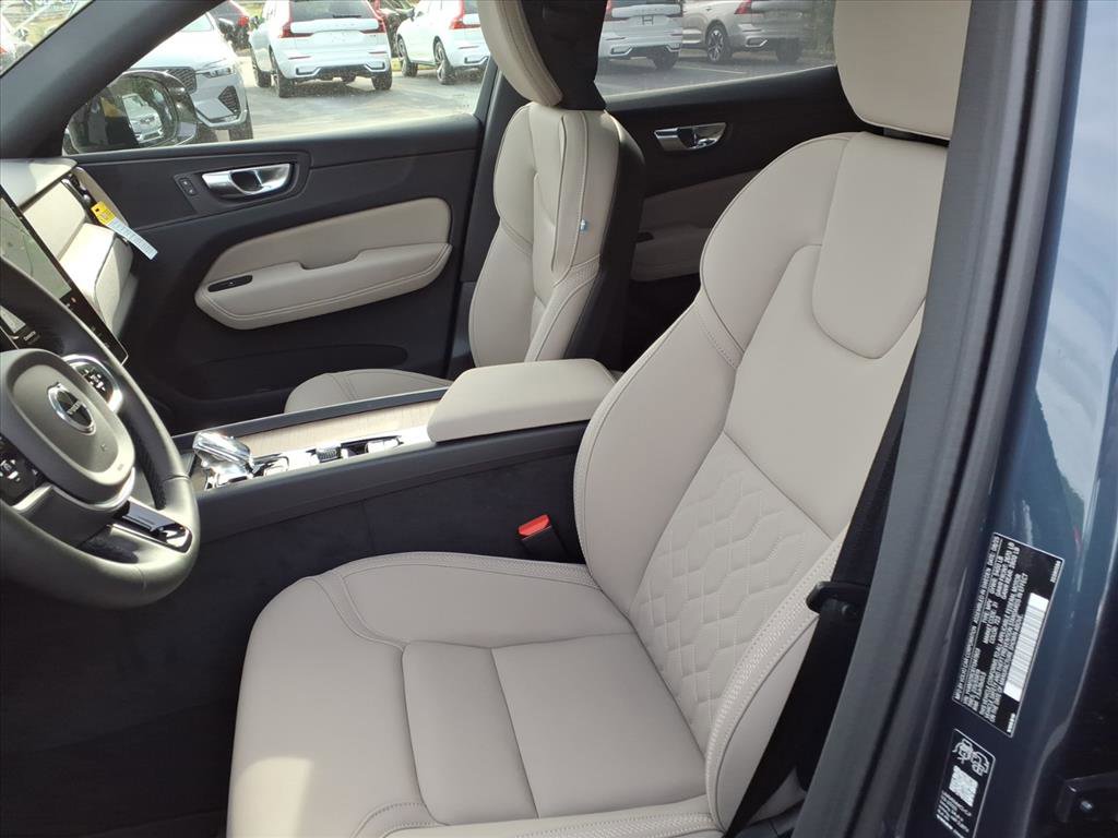 New 2026 Volvo XC60 B5 Plus w/ Protection Package Premier image 14