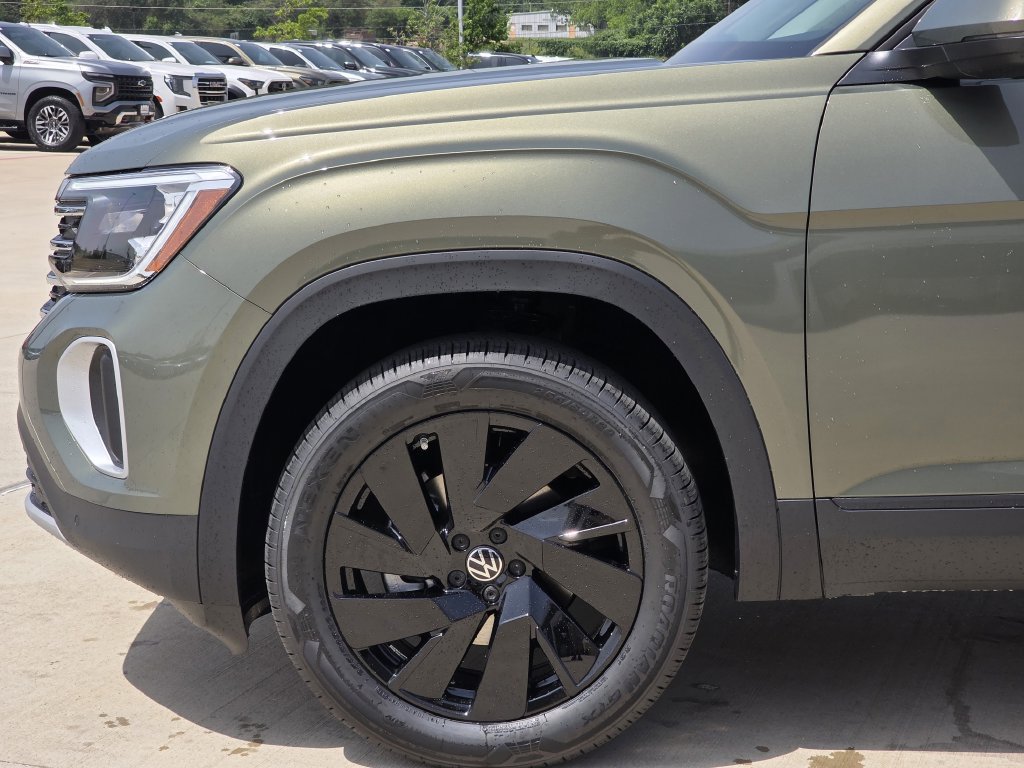 New 2026 Volkswagen Atlas SE FWD image 6