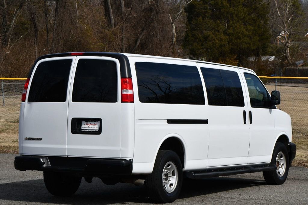 Used 2022 Chevrolet Express 3500 LS image 10