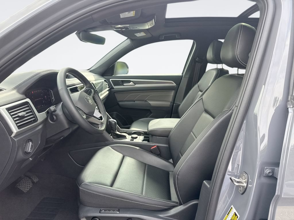 Used 2022 Volkswagen Atlas Cross Sport SEL AWD/4WD image 13
