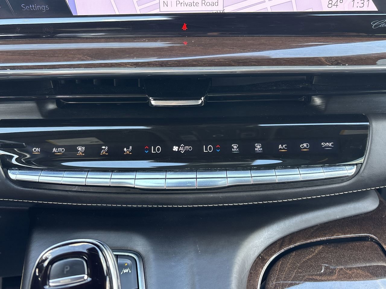 Used 2022 Cadillac Escalade Sport Platinum image 26