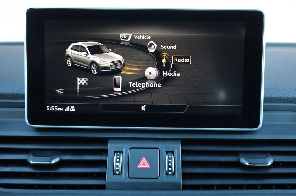 Used 2018 Audi Q5 2.0T Premium Plus w/ Premium Plus Package image 37