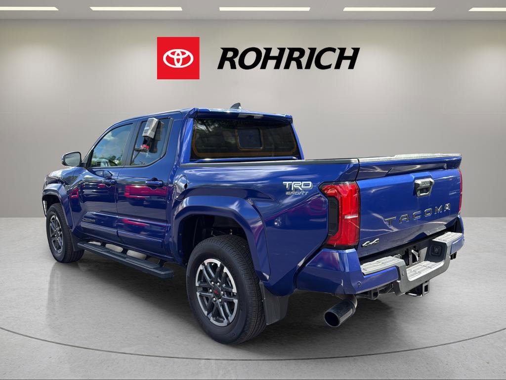 Used 2024 Toyota Tacoma TRD Sport w/ TRD Sport Upgrade Package AWD/4WD image 8