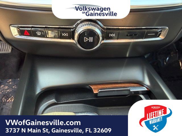 Used 2025 Volvo V60 B5 Cross Country Plus AWD/4WD image 26