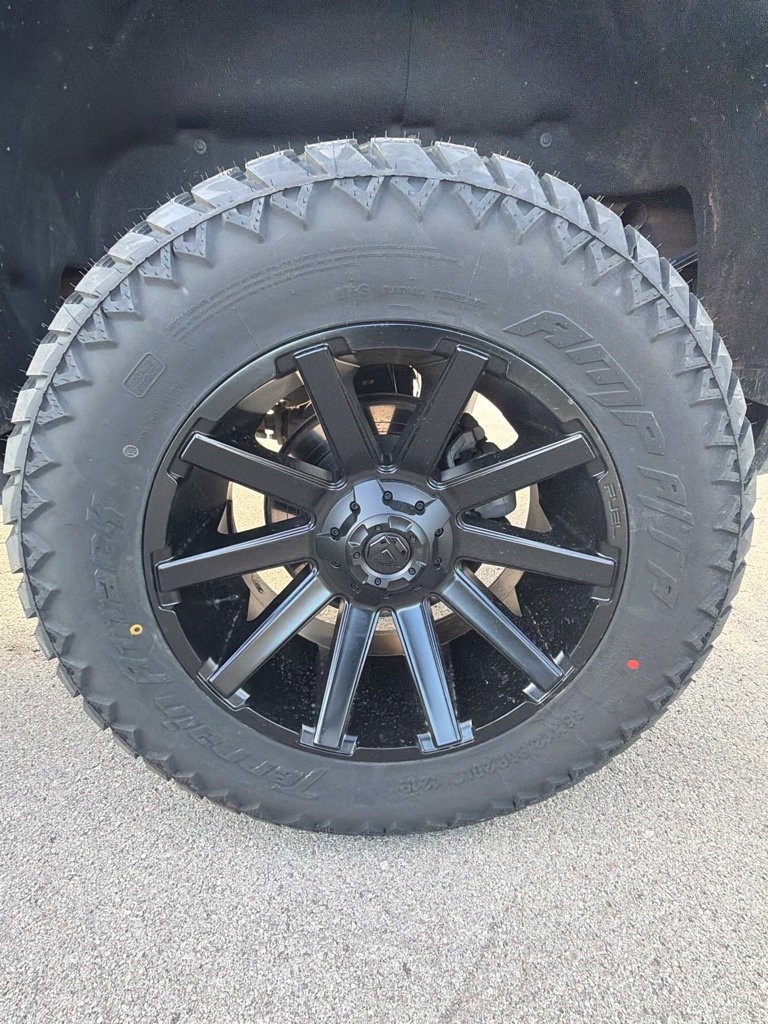 Used 2025 GMC Sierra 1500 SLT AWD/4WD image 6