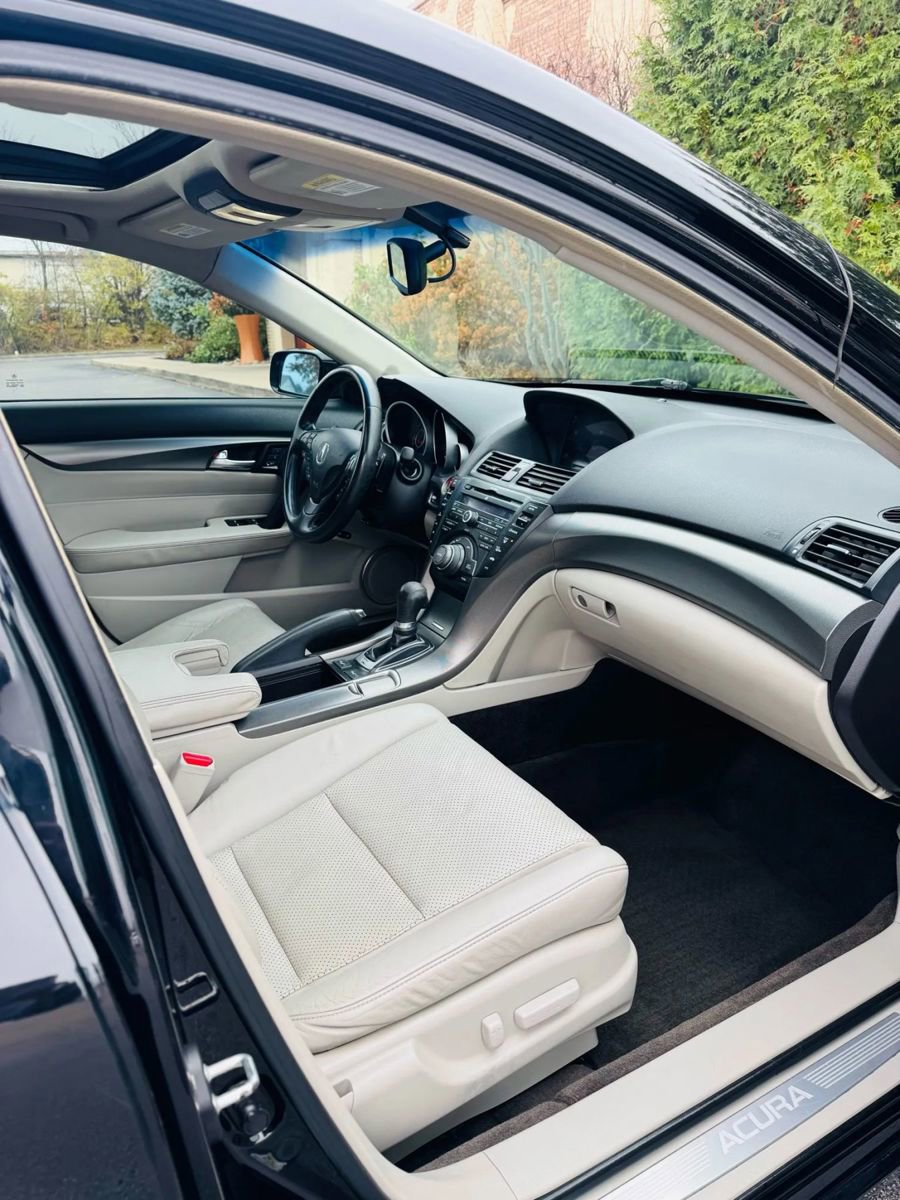 Used 2013 Acura TL w/ Technology Package image 9