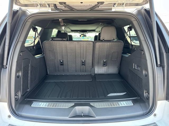 New 2025 Chevrolet Suburban Premier w/ Sun And Tow Package image 21