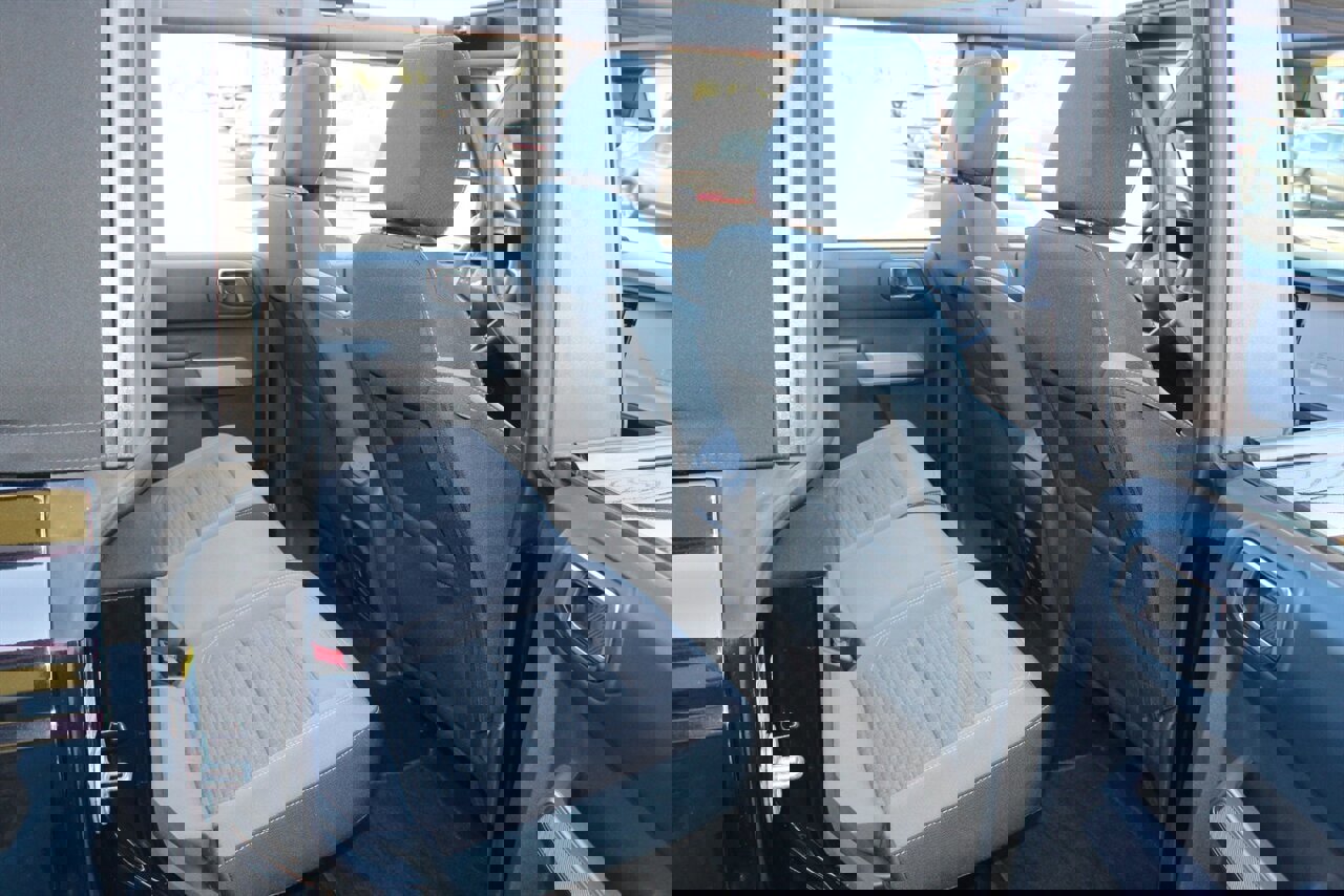 Used 2023 Ford Bronco Outer Banks image 16