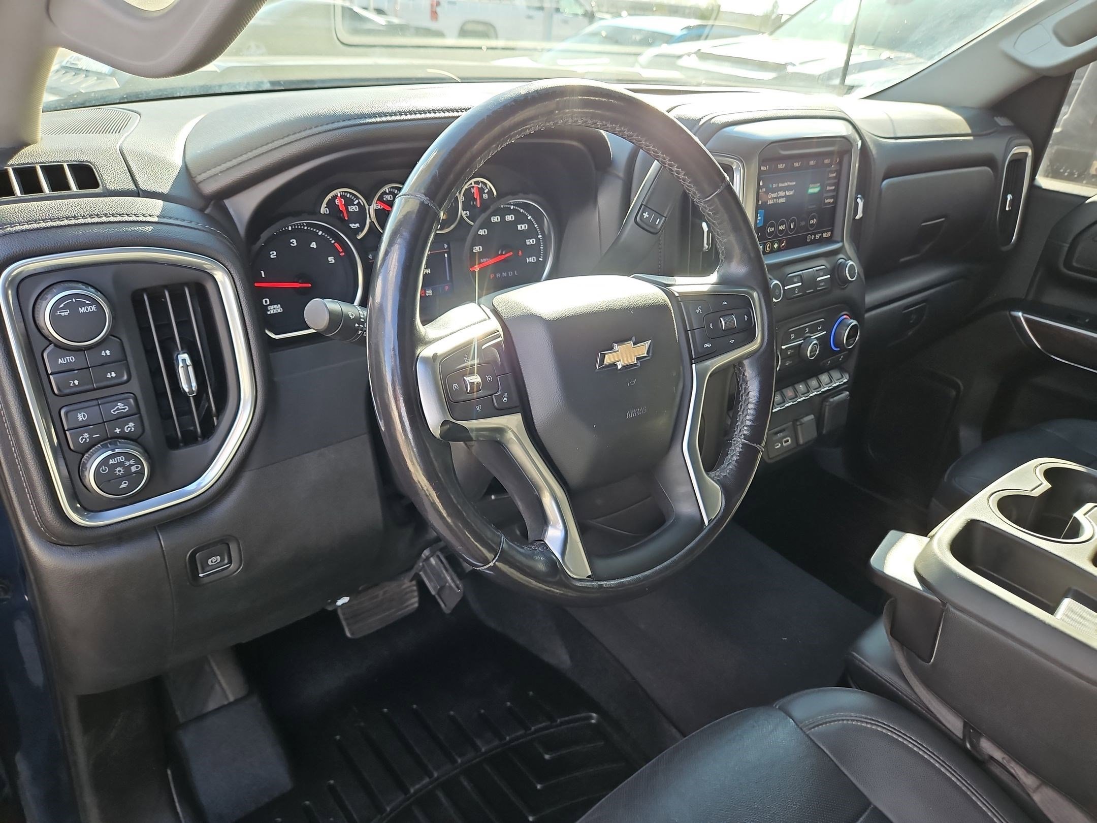 Used 2021 Chevrolet Silverado 2500 LTZ w/ Z71 Off-Road Package AWD/4WD image 14