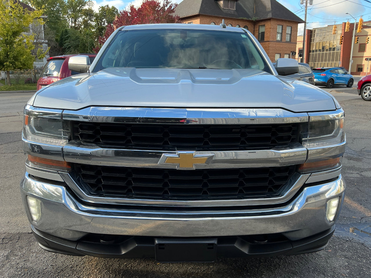 Used 2018 Chevrolet Silverado 1500 LT w/ All Star Edition image 9