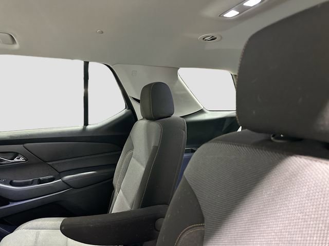Used 2021 Chevrolet Traverse LT image 25