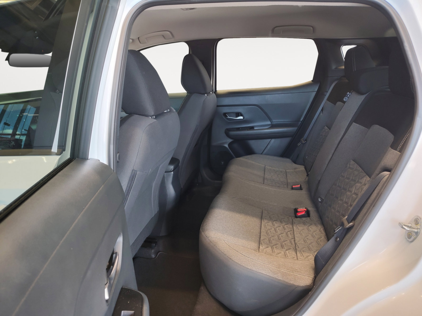 Certified 2026 Nissan Kicks SV w/ Cold Weather Package FWD image 24