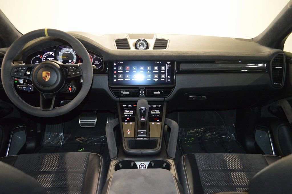 Certified 2023 Porsche Cayenne Turbo GT image 39