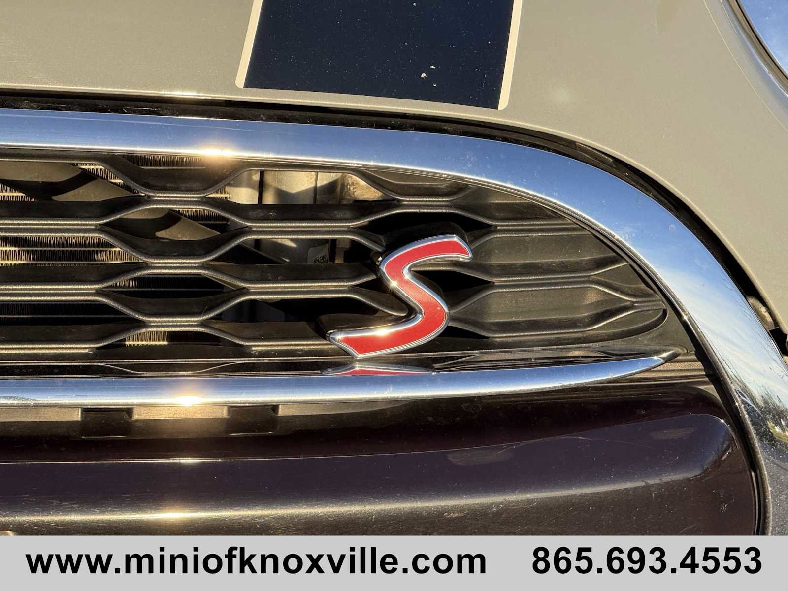 Used 2019 MINI Cooper S w/ Signature Upholstery Package image 33