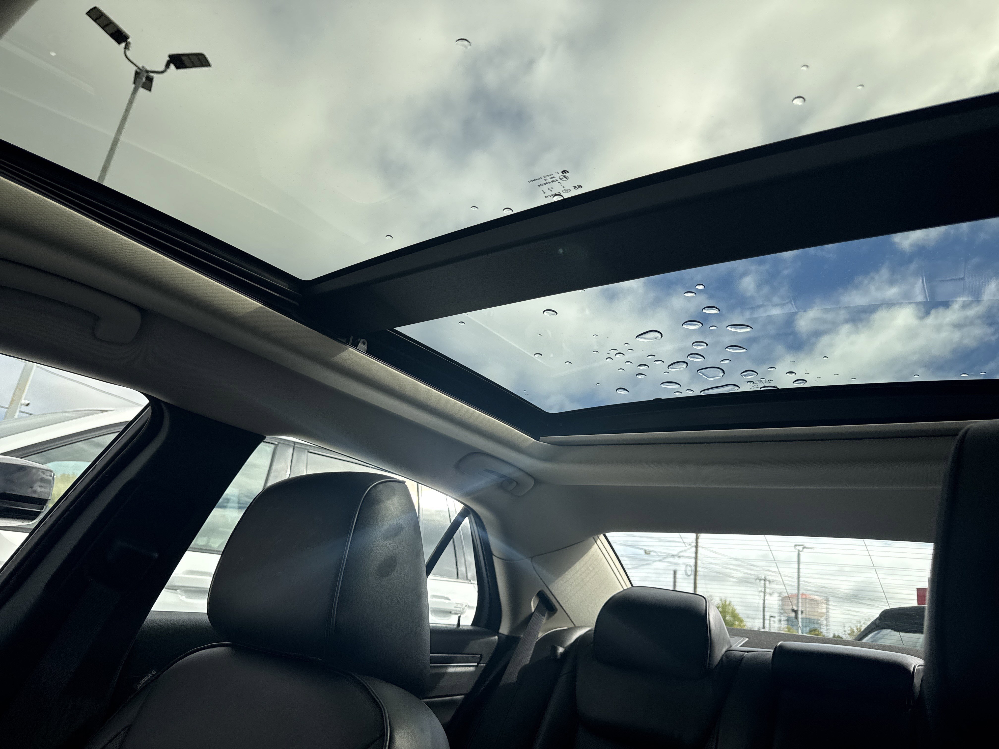 Used 2022 Chrysler 300 Touring L w/ Popular Equipment Group image 27