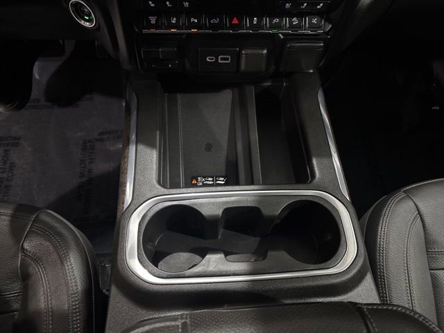 Used 2021 GMC Sierra 3500 Denali w/ Denali Ultimate Package AWD/4WD image 24