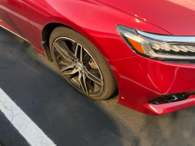 Used 2021 Honda Accord Touring image 3