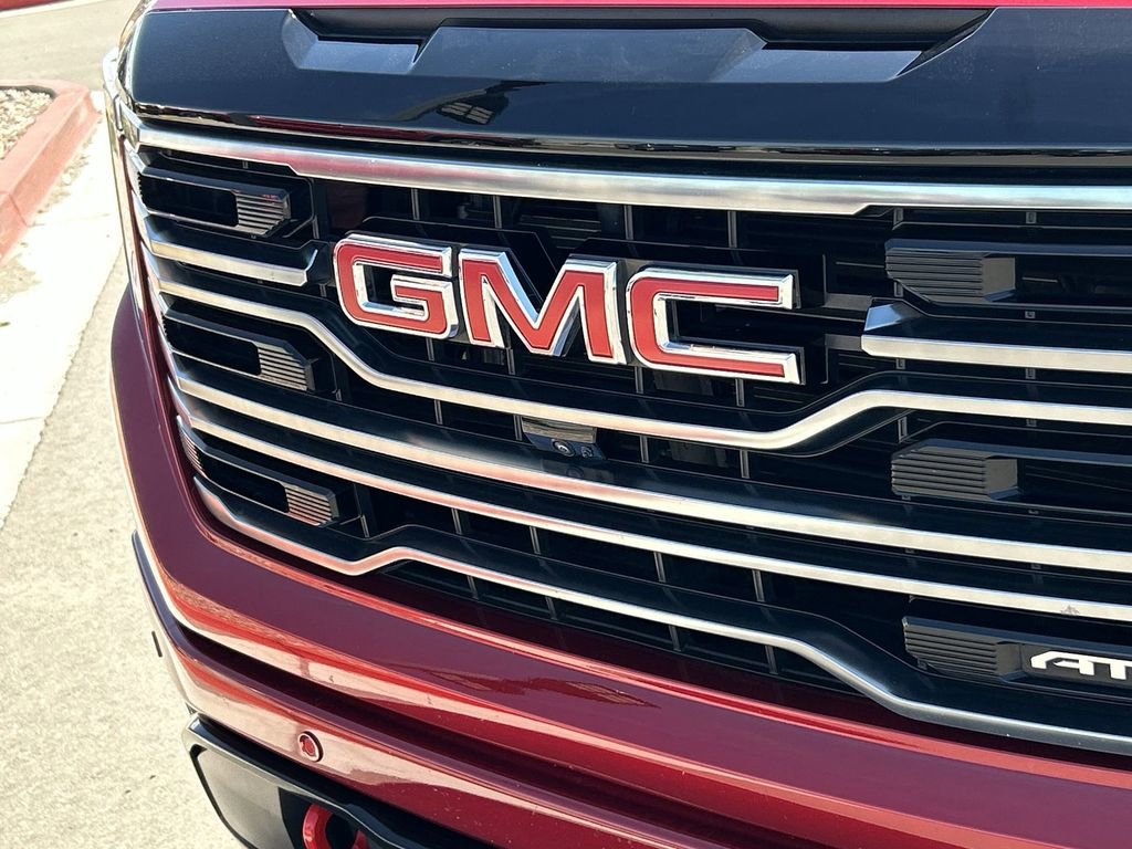 Used 2025 GMC Sierra 1500 AT4 w/ Technology Package AWD/4WD image 30