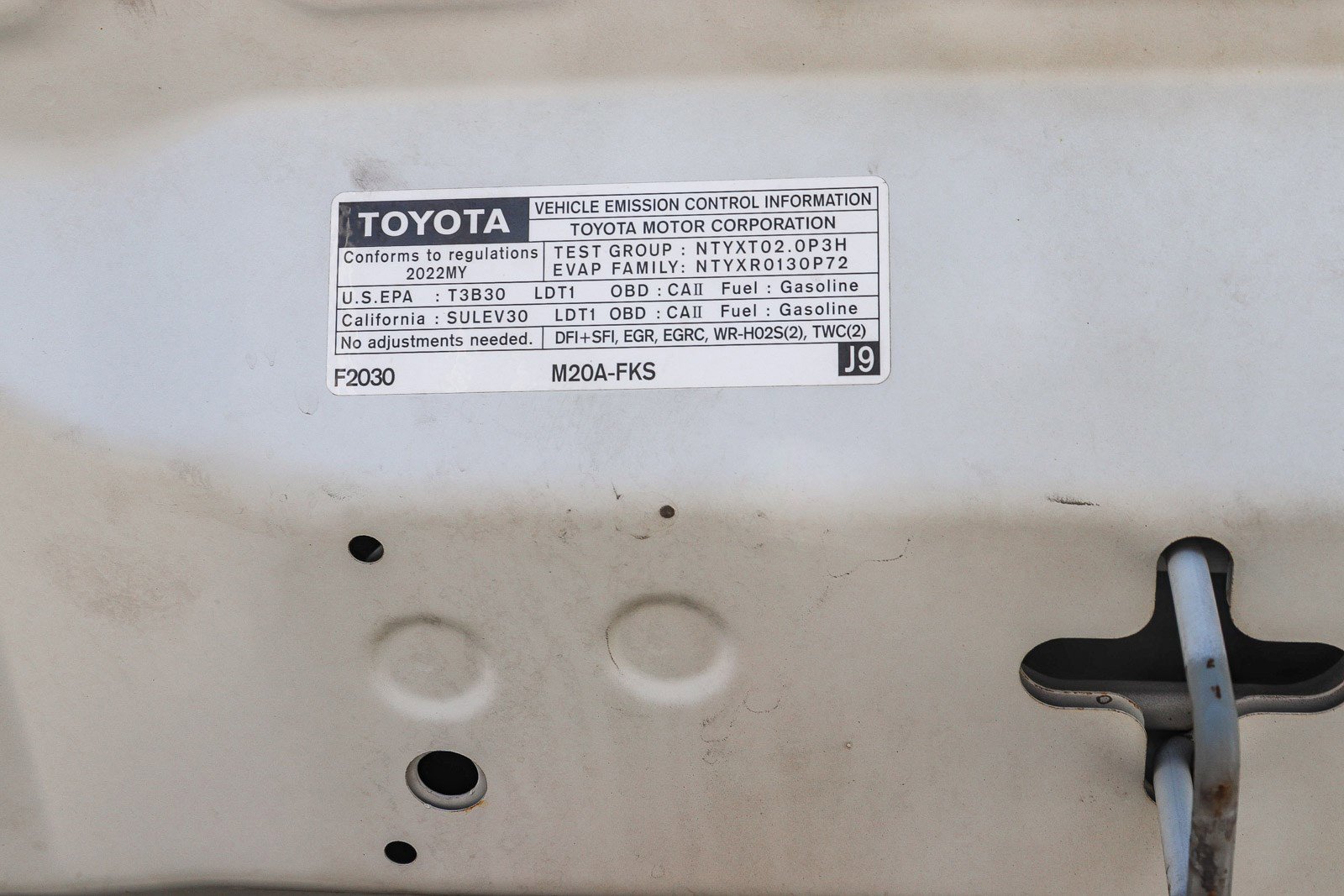 Certified 2022 Toyota Corolla Cross XLE image 29