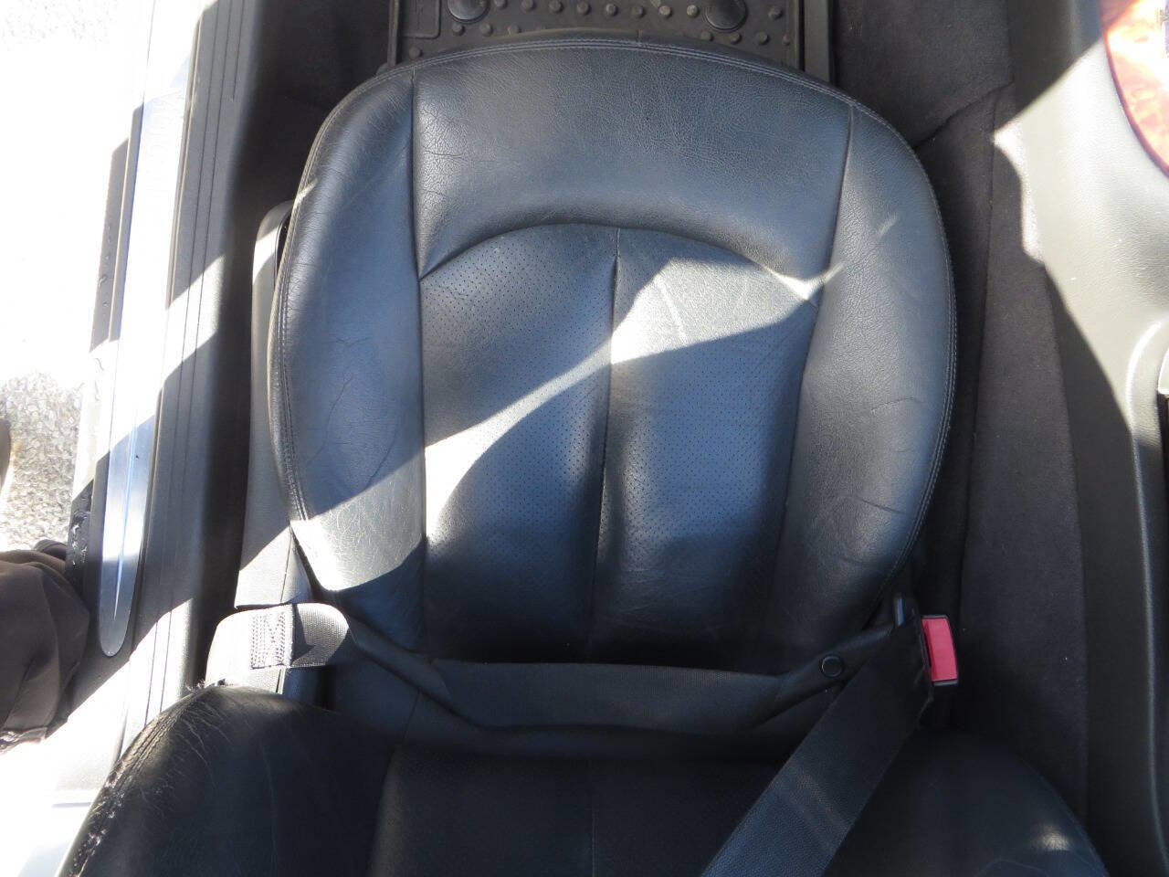 Used 2005 Mercedes-Benz CLK 500 Cabriolet image 37