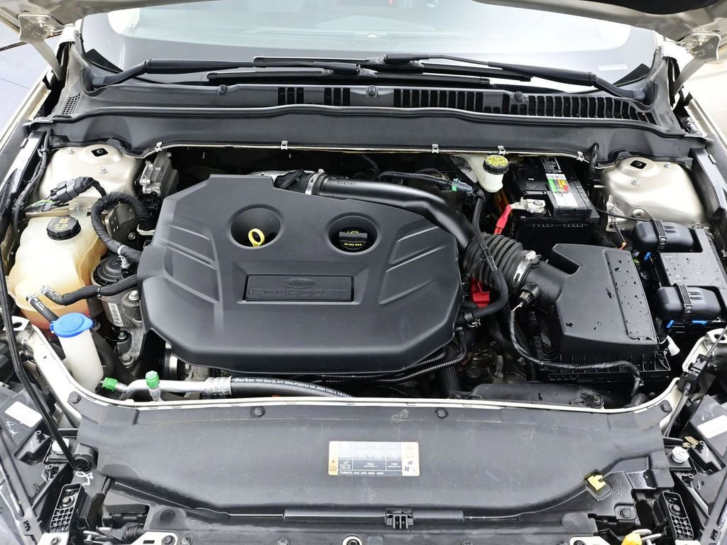 Used 2017 Ford Fusion Titanium image 12