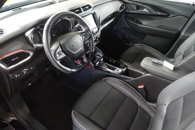 Used 2023 Chevrolet TrailBlazer RS w/ Convenience Package FWD image 10