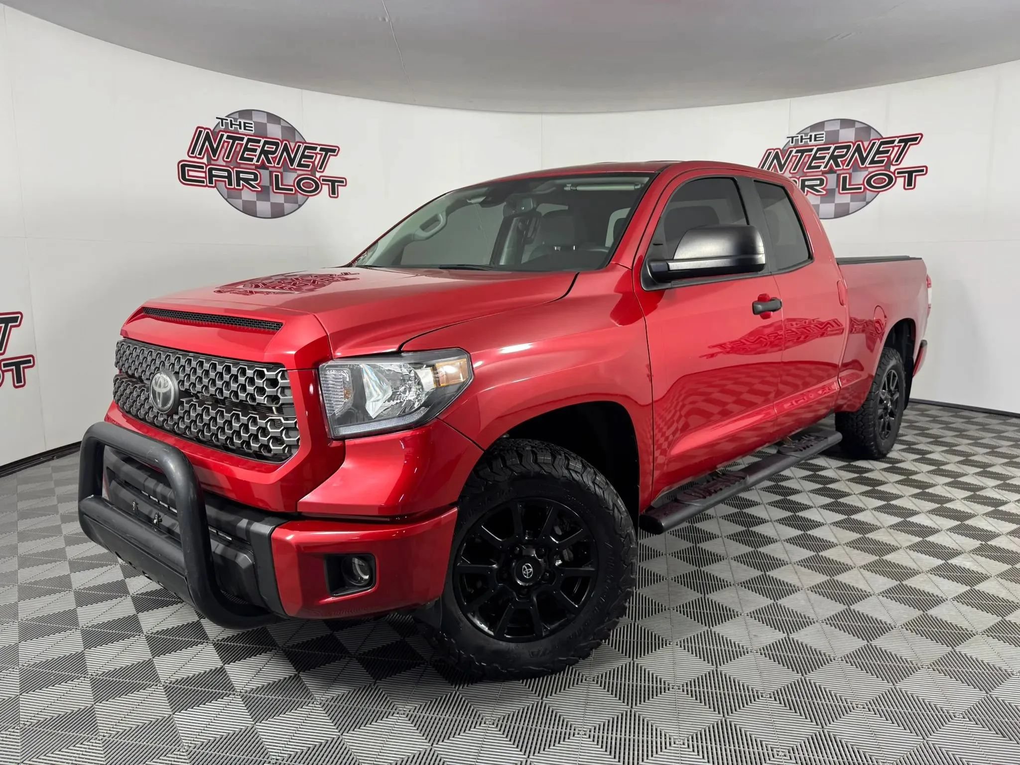 Used 2021 Toyota Tundra SR5 w/ SX Package AWD/4WD image 1