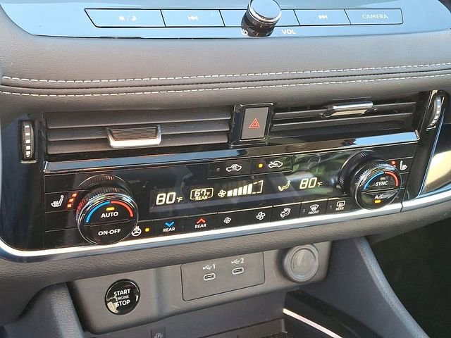 Used 2024 Nissan Rogue SL w/ SL Premium Package image 18