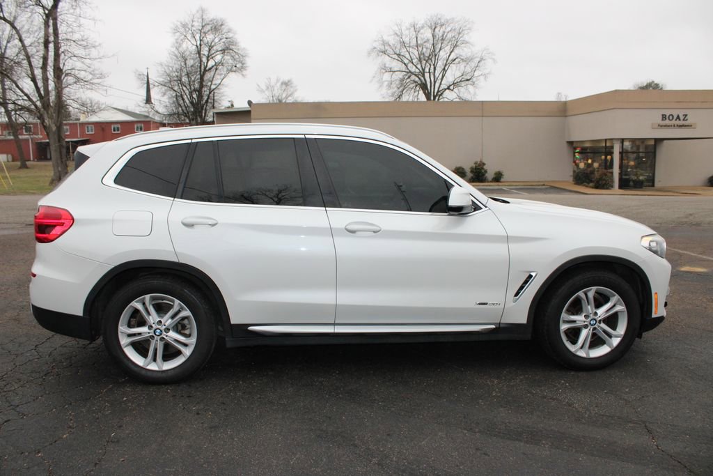 Used 2018 BMW X3 xDrive30i image 11