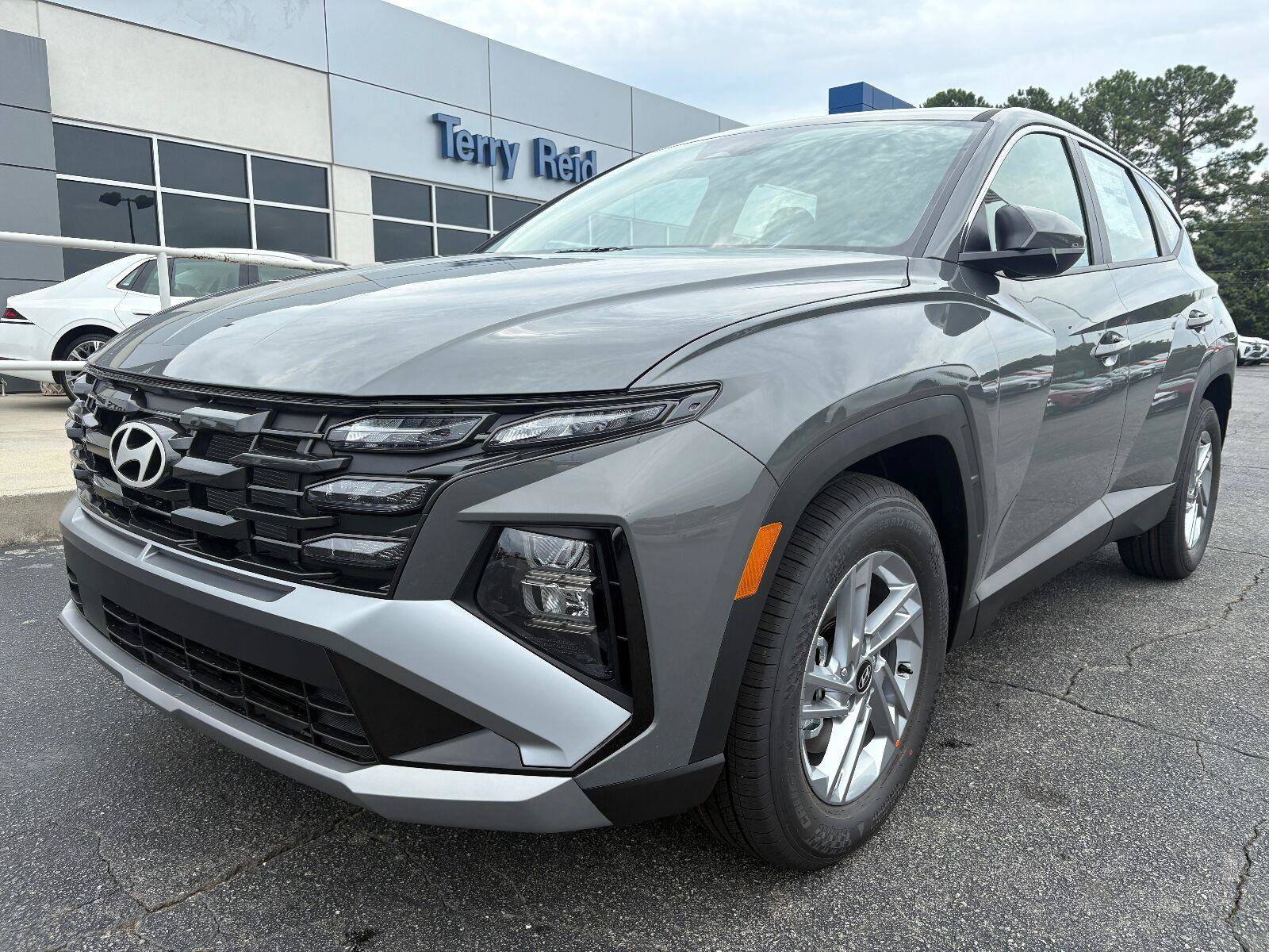 New 2026 Hyundai Tucson SE